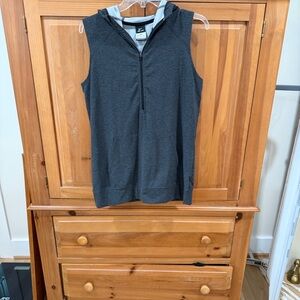 Nike Gray Sleeveless Vest